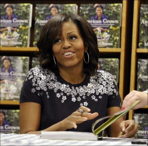 Michelle-Obama-Book-Signing