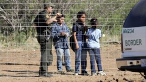 illegal_children_at_border-590x331