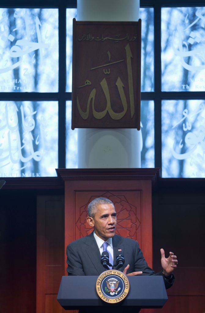 Obama, in radical mosque, calls for other religions to be tolerant
